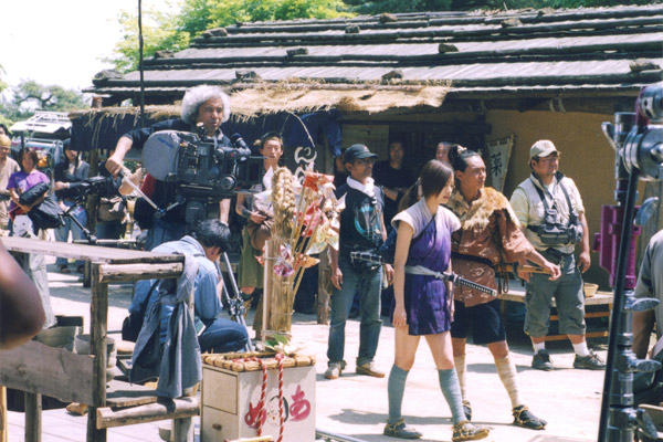 �B�e���i�@�O�֎s��