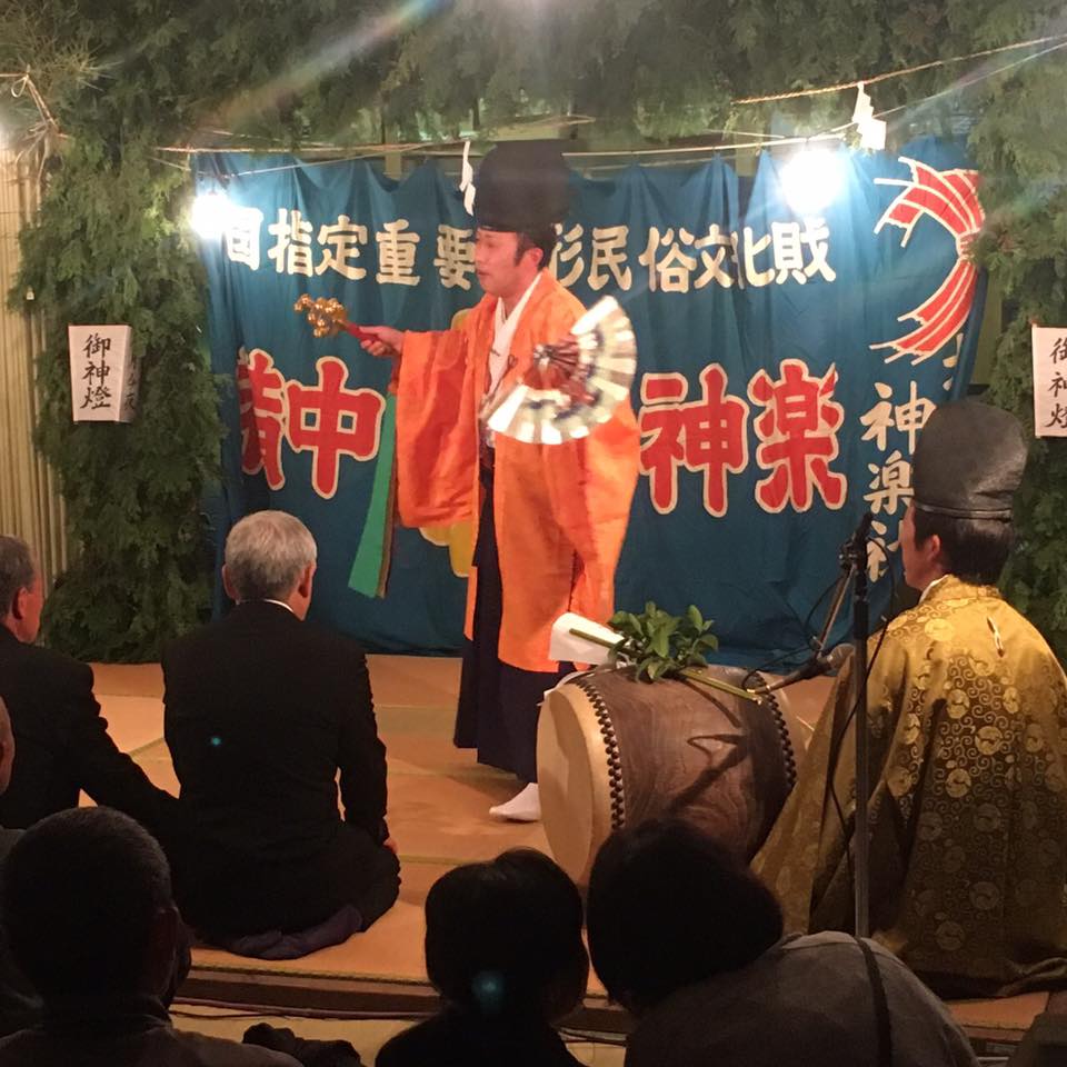 榊舞の舞い手