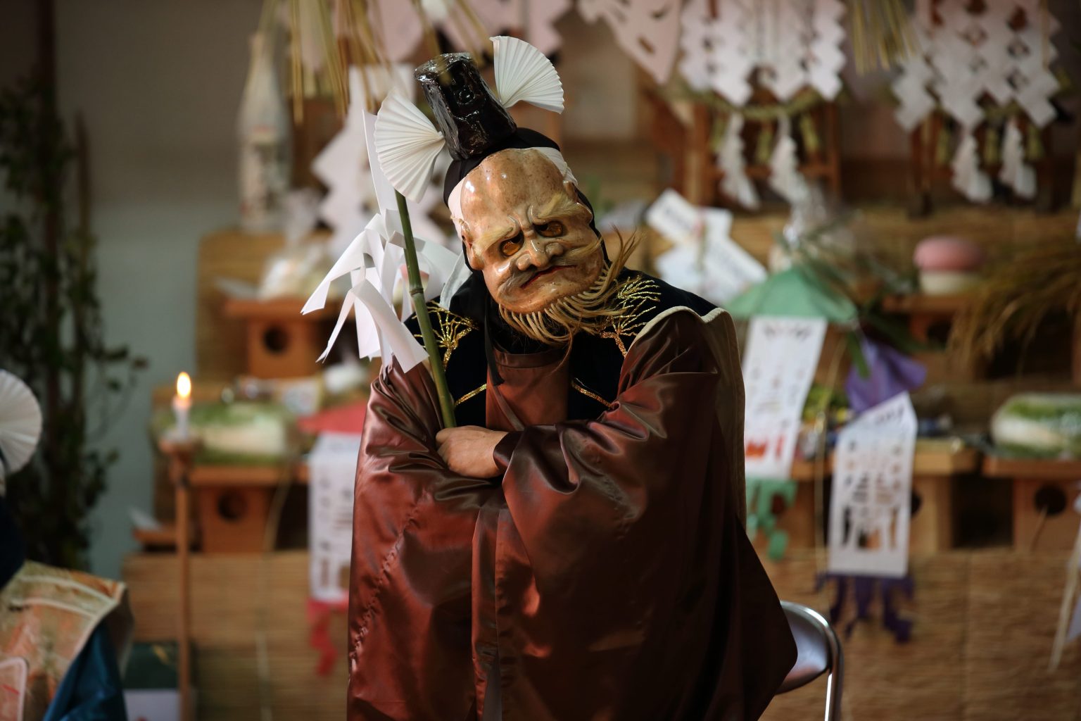 岩戸開きの能の舞い手